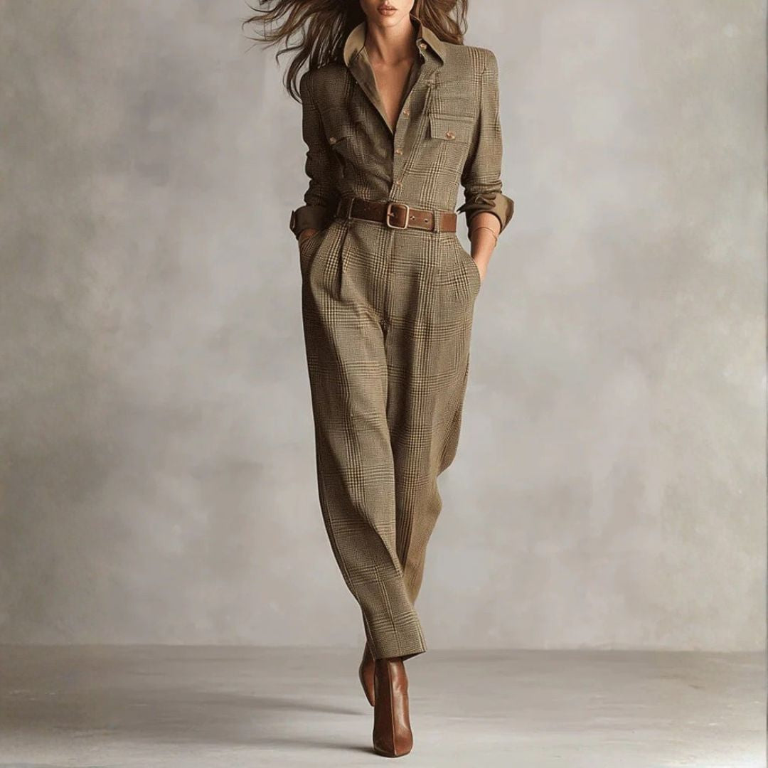 Combinaison à carreaux