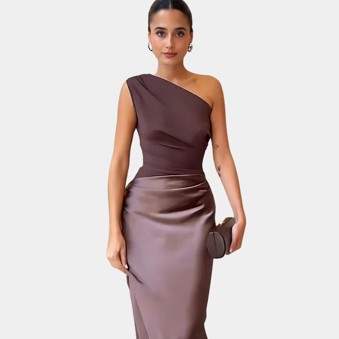 Robe longue asymétrique en satin