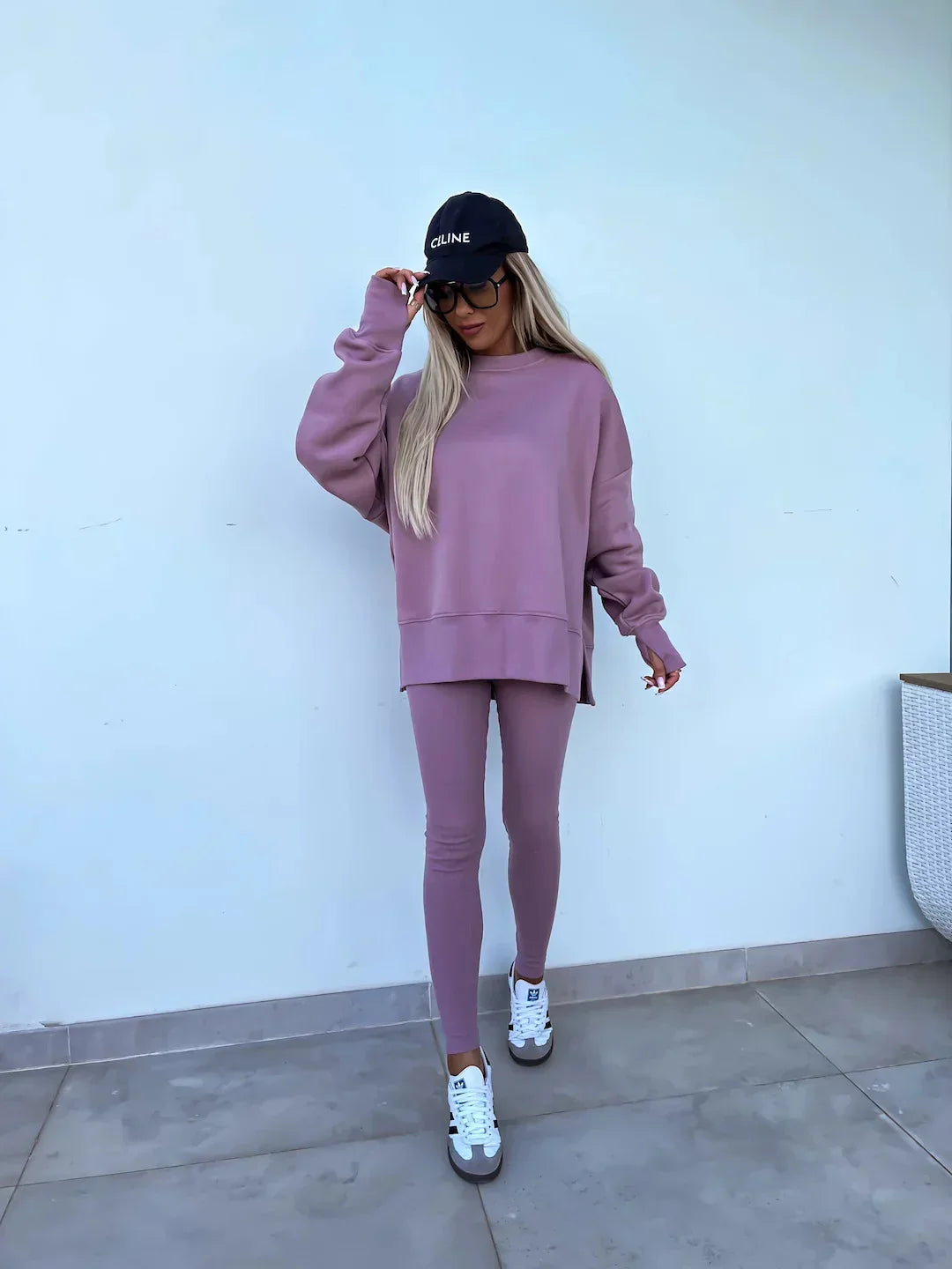 Ensemble coordonné avec sweat ample et leggings