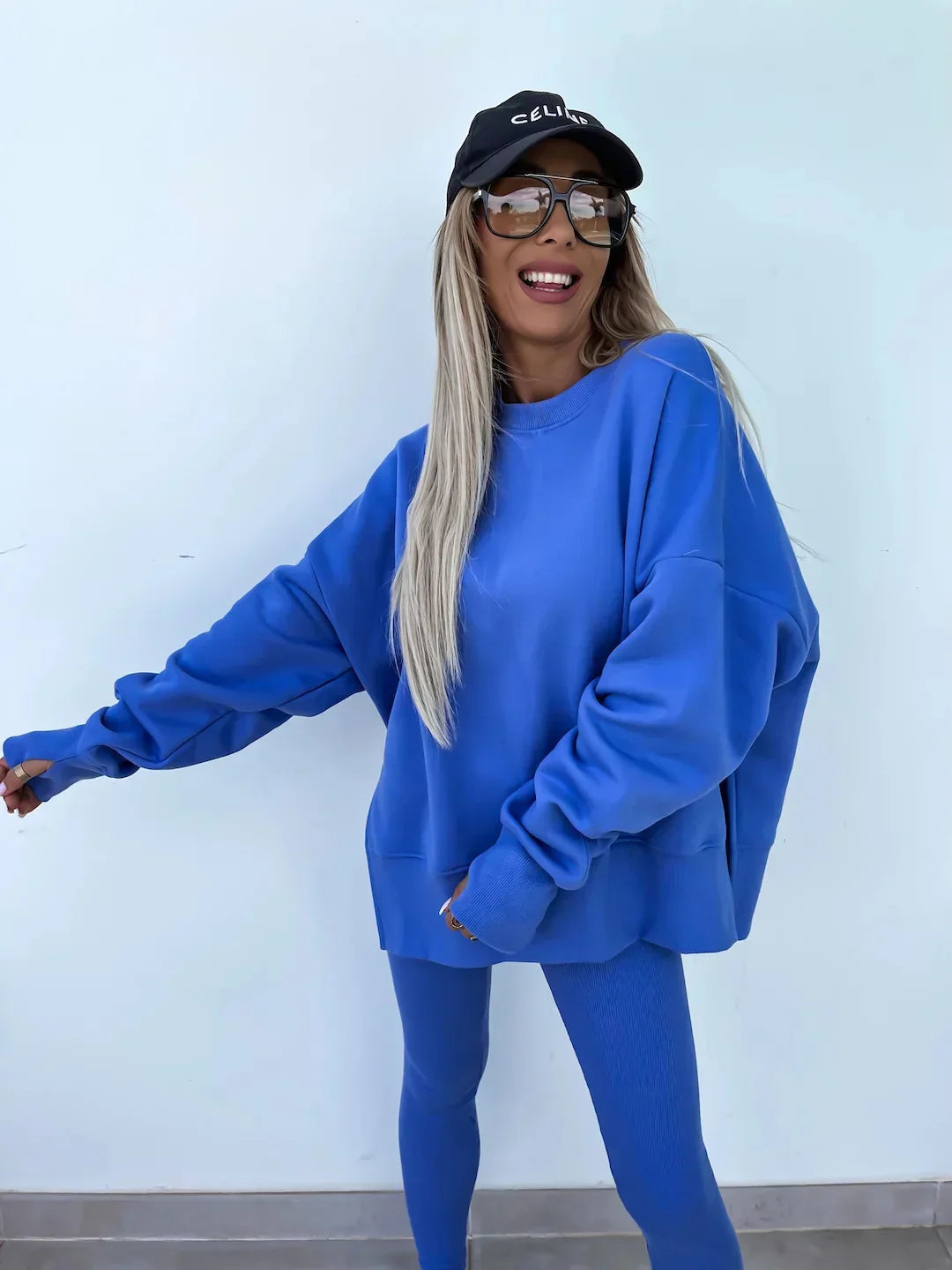 Ensemble coordonné avec sweat ample et leggings