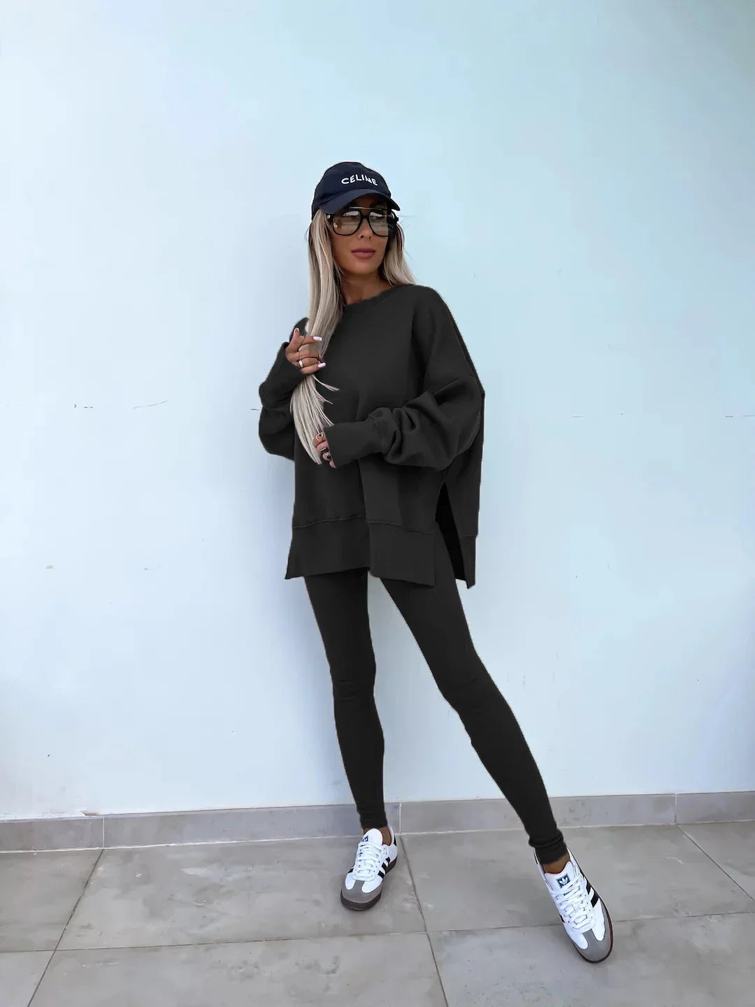 Ensemble coordonné avec sweat ample et leggings